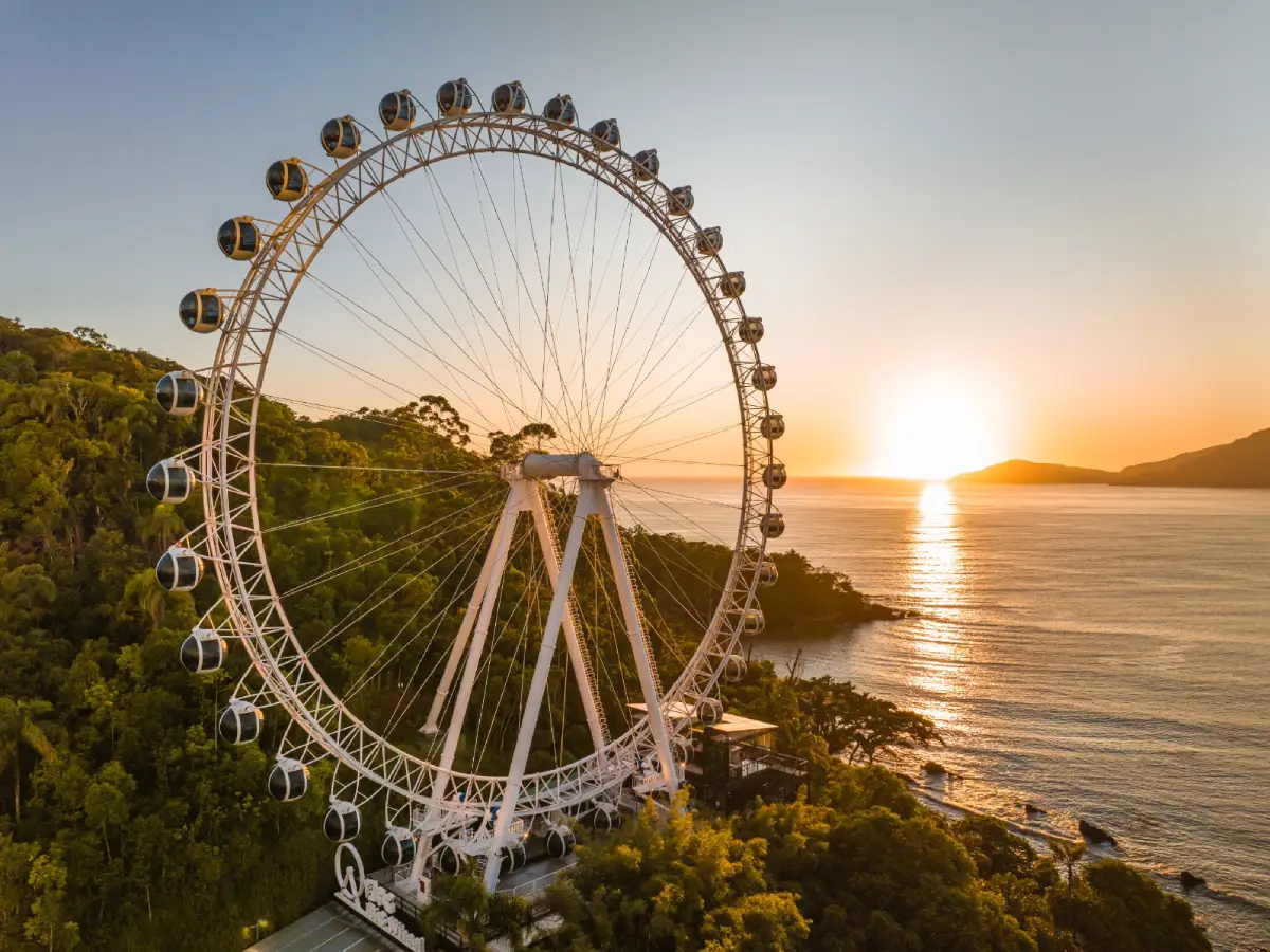 FG Big Wheel - Roda-Gigante em Balneário Camboriú - Atrações turísticas - Turismo em Balneário Camboriú - BC - Costa Verde e Mar - Santa Catarina - SC
