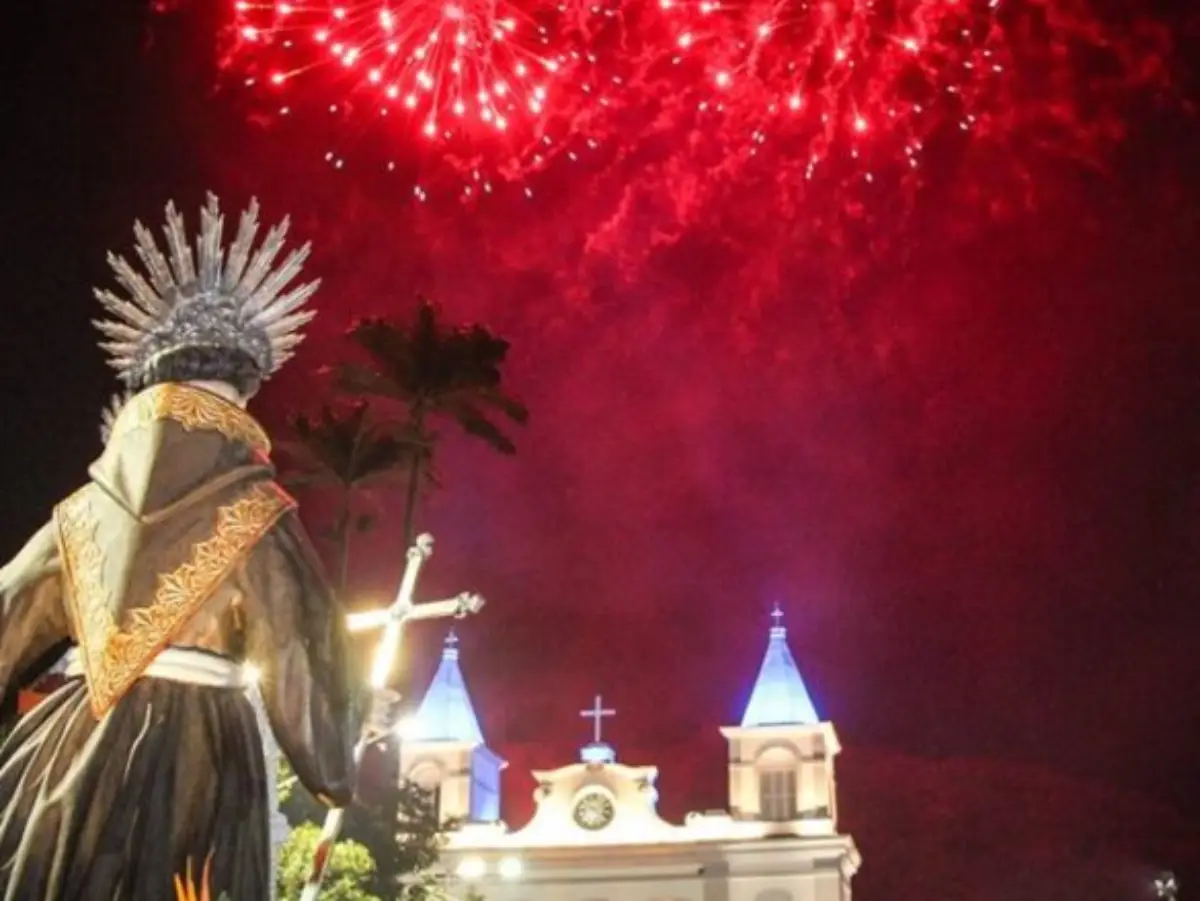 TURISMO-EM-LAGUNA-FESTA-DE-SANTO-ANTONIO-DOS-ANJOS