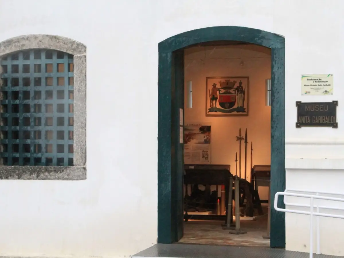 TURISMO-EM-LAGUNA-MUSEU-ANITA-GARIBALDI
