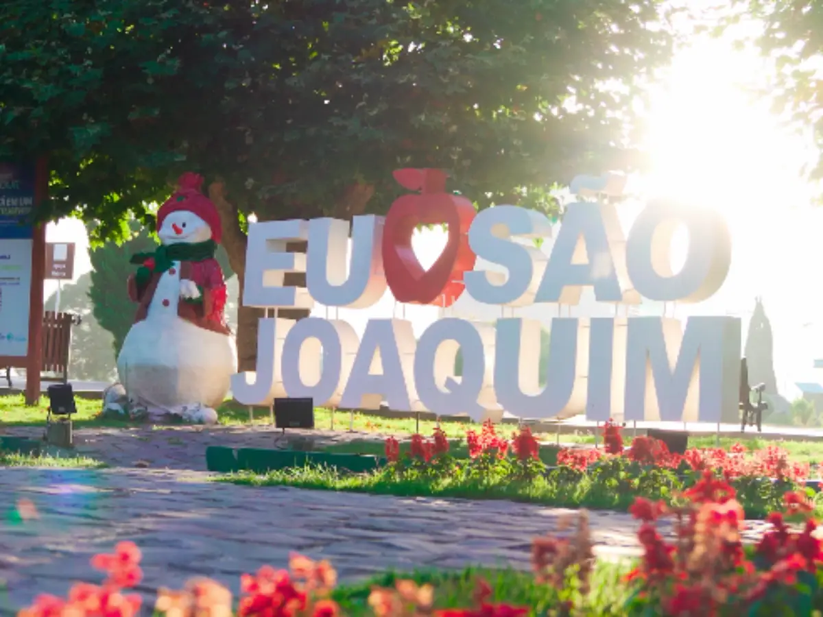 TURISMO-EM-SAO-JOAQUIM-Praca-Joao-Ribeiro