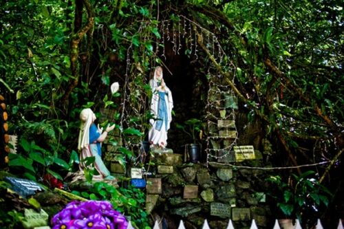 gruta nossa senhora de lurdes