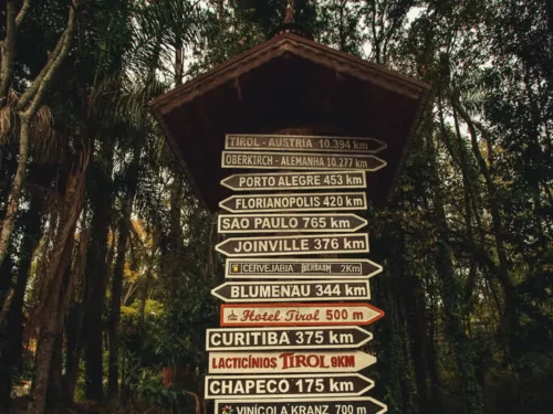 TURISMO EM TREZE TILIAS TRILHAS