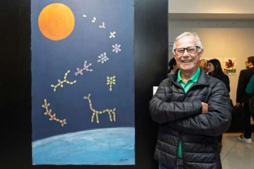 Onildo Borba o associado mais antigo e tesoureiro da Acap ha 30 anos com DNA de Criaturas Cosmicas Foto Mario Oliveira